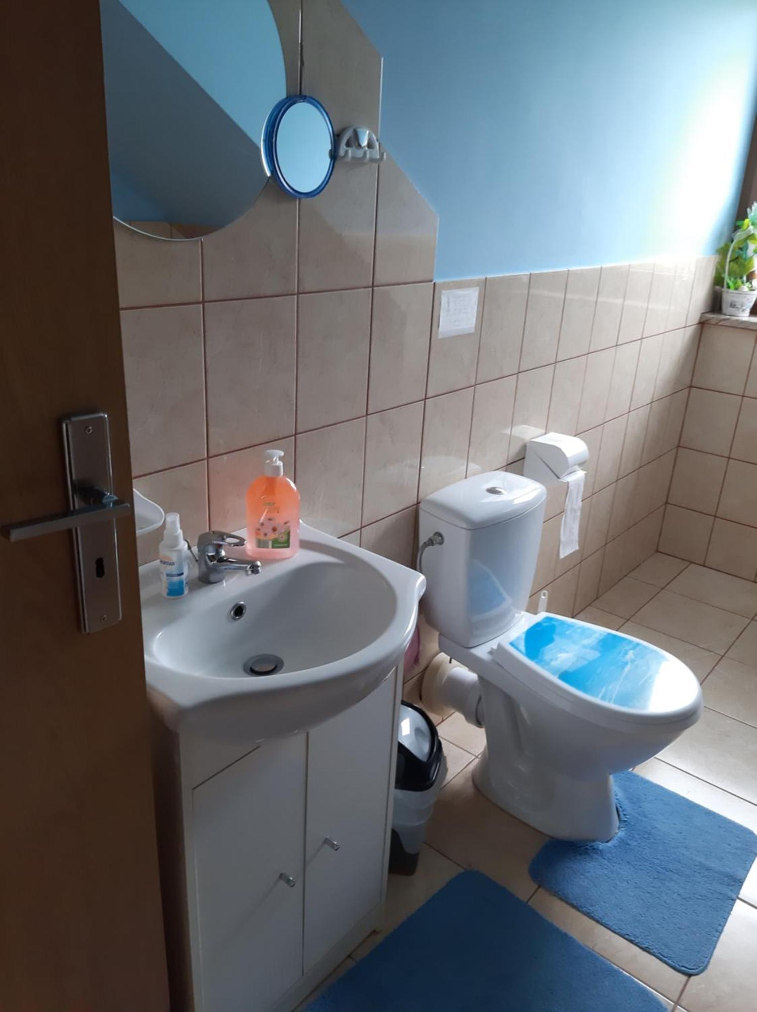 Der Kleine Bauernhof Keine Arbeiter Zadnych Pracownikow Apartamento Lubiatow  Quarto foto