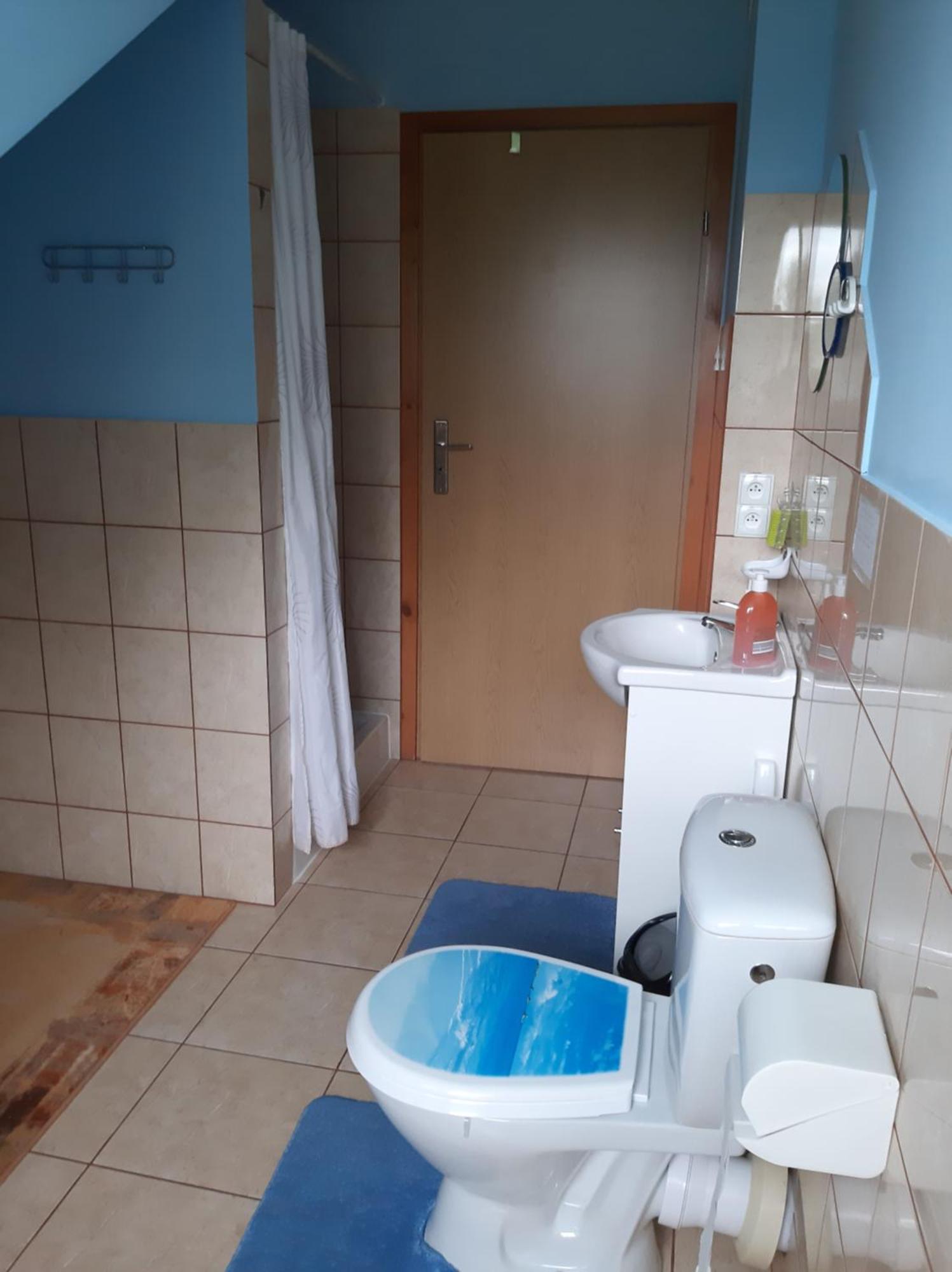 Der Kleine Bauernhof Keine Arbeiter Zadnych Pracownikow Apartamento Lubiatow  Quarto foto