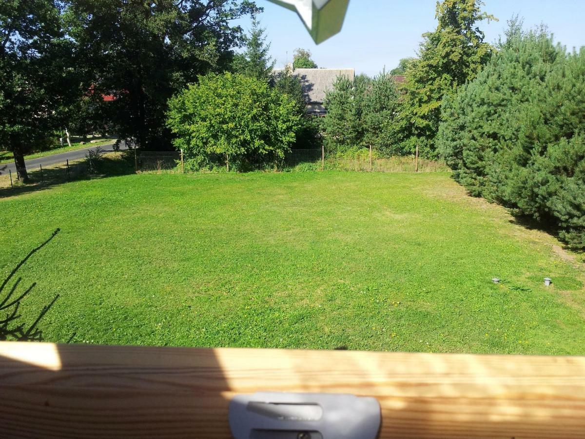 Der Kleine Bauernhof Keine Arbeiter Zadnych Pracownikow Apartamento Lubiatow  Exterior foto