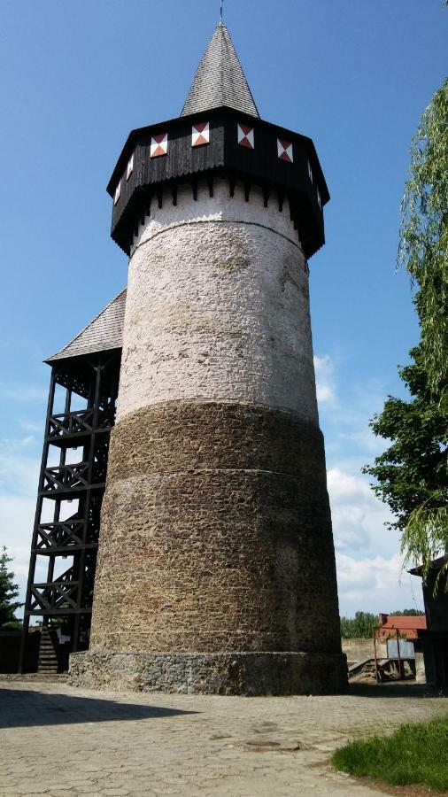 Der Kleine Bauernhof Keine Arbeiter Zadnych Pracownikow Apartamento Lubiatow  Exterior foto